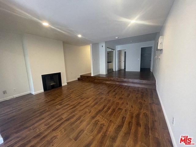 1338 N Sierra Bonita Ave-Unit -102 in West Hollywood, CA - Building Photo