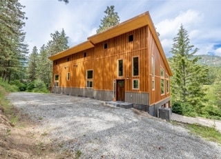 5715 Squilchuck Rd in Wenatchee, WA - Building Photo - Building Photo