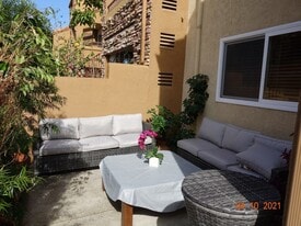 15363 Maturin Dr in San Diego, CA - Building Photo