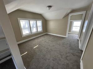 2714 W Concordia Ave in Milwaukee, WI - Building Photo - Building Photo