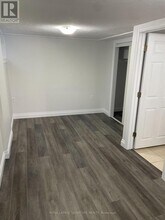 8 Thorncroft Crescent in Ajax, ON - Building Photo - Building Photo