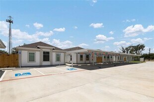 740 N Alamo Rd, Unit 23 in Alamo, TX - Building Photo