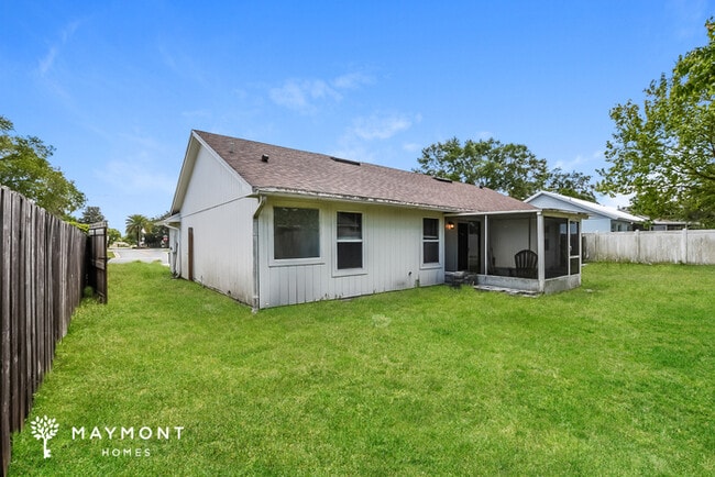 1390 Heather Glen Dr in DeLand, FL - Building Photo - Building Photo