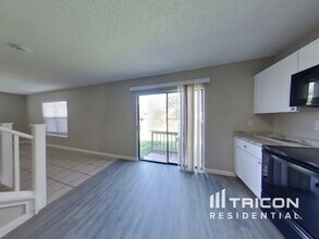 8014 Chestnut Blue in Converse, TX - Building Photo - Building Photo