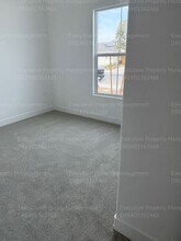 8401 Caragh Lk Ave in Bakersfield, CA - Building Photo - Building Photo