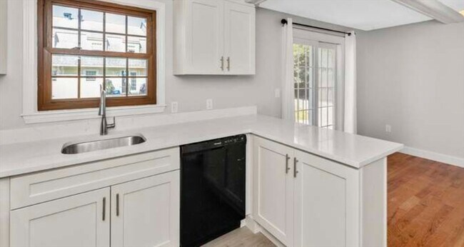 92 Prescott Dr in Chelmsford, MA - Building Photo - Building Photo