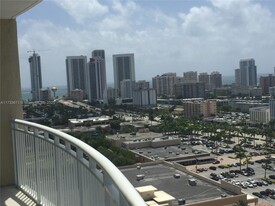 1745 E Hallandale Beach Blvd in Hallandale Beach, FL - Building Photo