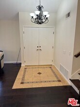 6501 Bradley Pl in Los Angeles, CA - Building Photo - Building Photo