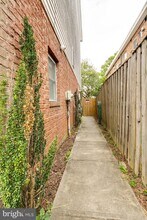 2026 N Culpeper St in Arlington, VA - Building Photo - Building Photo