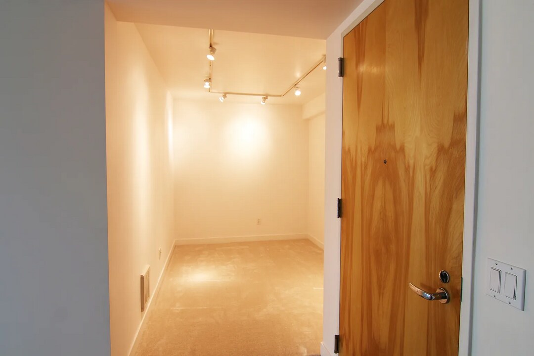 1377 Post St in San Francisco, CA - Building Photo