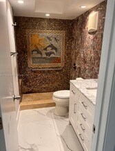 10525 SW 112th Ave in Miami, FL - Foto de edificio - Building Photo