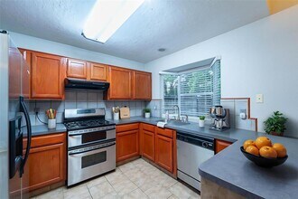 16106 Golden Sands Dr in Houston, TX - Building Photo - Building Photo