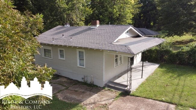 property at 2716 Deadrick Ave