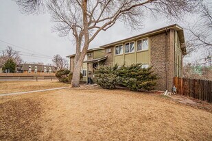 1280 Zephyr St in Lakewood, CO - Building Photo