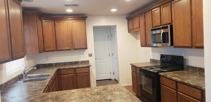 1736 S Martingale Rd in Gilbert, AZ - Building Photo - Building Photo