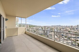 999 Wilder Ave in Honolulu, HI - Building Photo - Building Photo