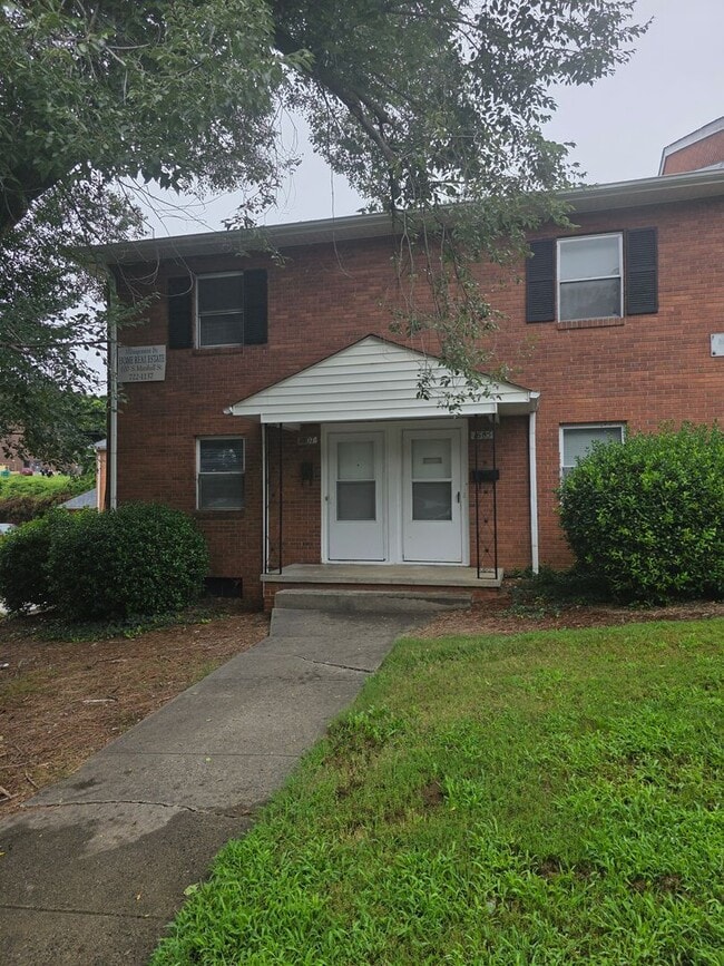 property at 1607 W Northwest Blvd