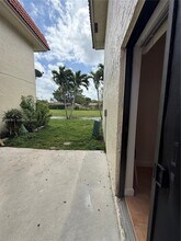 11120 Royal Palm Blvd in Coral Springs, FL - Building Photo - Building Photo