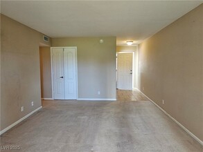 2831 Geary Pl in Las Vegas, NV - Building Photo - Building Photo