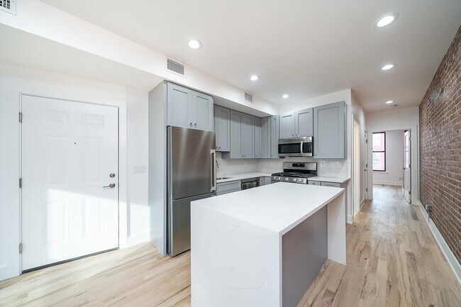 230 Willow Ave in Hoboken, NJ - Building Photo - Building Photo