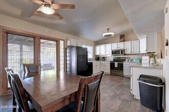 6914 E Beverly Ln in Scottsdale, AZ - Building Photo - Building Photo