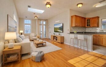 24 Emerson Ave in Jersey City, NJ - Building Photo - Building Photo