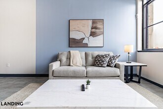 55 Elm St, Unit 405 in Hartford, CT - Foto de edificio - Building Photo