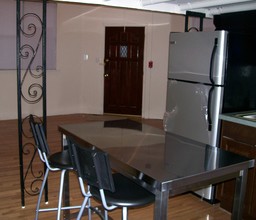 Museum Court Apartments in Philadelphia, PA - Building Photo - Interior Photo