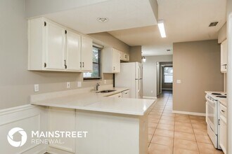 2248 Felucca Dr in Middleburg, FL - Foto de edificio - Building Photo