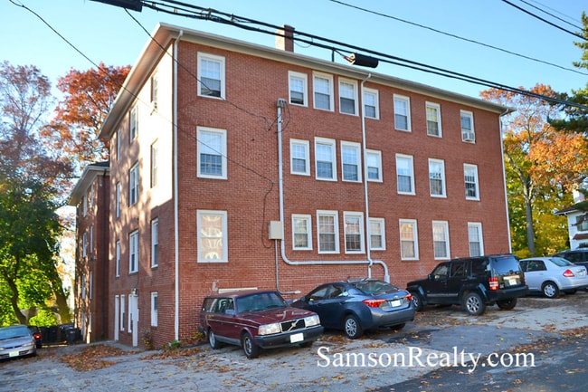 61 Slater Ave in Providence, RI - Building Photo - Building Photo