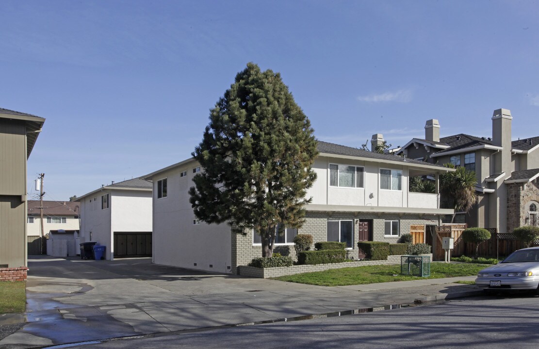 1215 Cortez Dr in Sunnyvale, CA - Building Photo