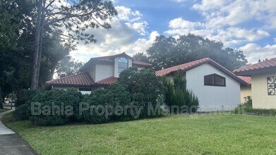 8215 Saragoza Ct in Orlando, FL - Building Photo - Building Photo