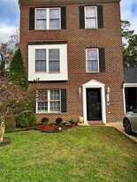 12 Knox Cir SE in Washington, DC - Building Photo
