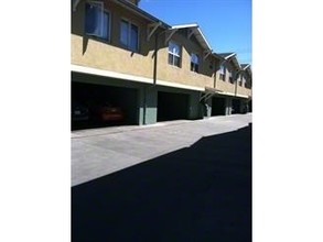 139-141 Riverside Dr in Watsonville, CA - Foto de edificio - Building Photo