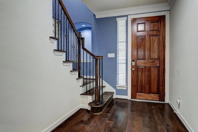 property at 5505 Zoemark Ln