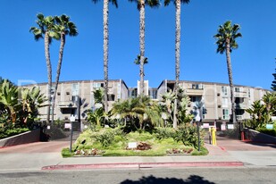 3050 Rue D’Orleans in San Diego, CA - Building Photo