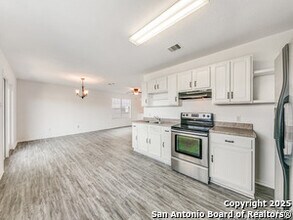 7315 Booker Bay in San Antonio, TX - Building Photo - Building Photo