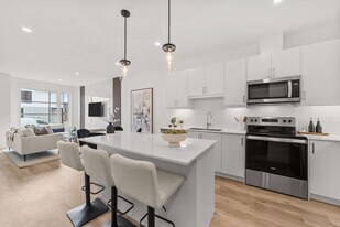 NorthWoods Village - 955 Catalpa Sq in London, ON - Building Photo