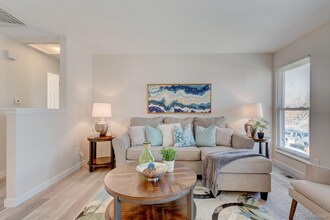 2065 S Ivory St in Aurora, CO - Foto de edificio - Building Photo