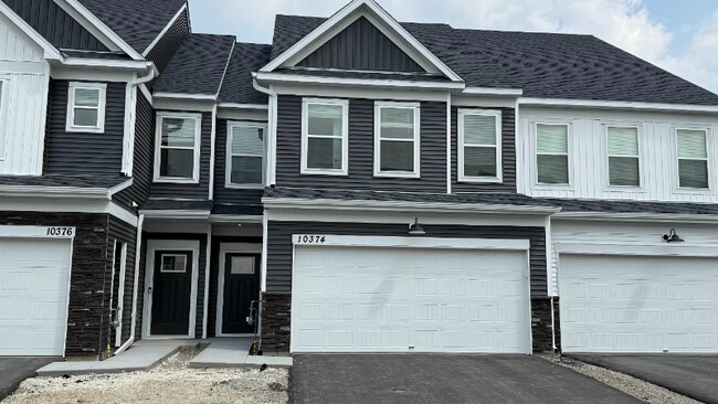 10374 Glacier Ln N in Maple Grove, MN - Building Photo - Building Photo