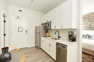 1016 Canal St in New Orleans, LA - Building Photo - Building Photo