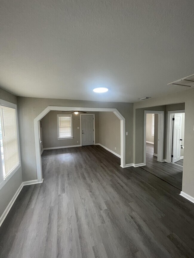 914 Dunn St in Tallahassee, FL - Building Photo - Building Photo