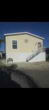 104 1st Ave in Venice, FL - Building Photo - Building Photo