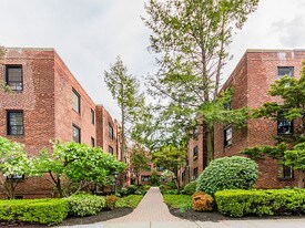 94A Marion St in Brookline, MA - Building Photo