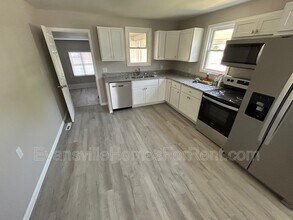 1103 E Water St in Princeton, IN - Building Photo - Building Photo