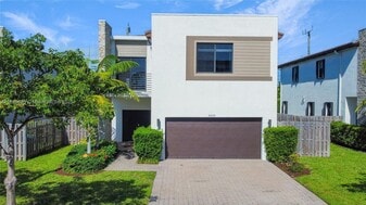 21016 NE 2nd Ct in North Miami Beach, FL - Building Photo