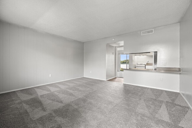 Lakes at Largo Apartments in Largo, FL - Foto de edificio - Building Photo