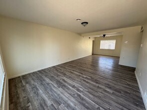 1259 Quari St in Aurora, CO - Building Photo - Building Photo