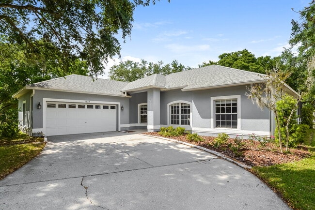property at 1605 Shadowood Ct