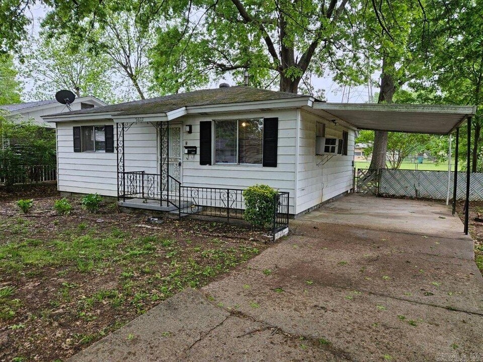 5607 Alpha St in North Little Rock, AR - Building Photo